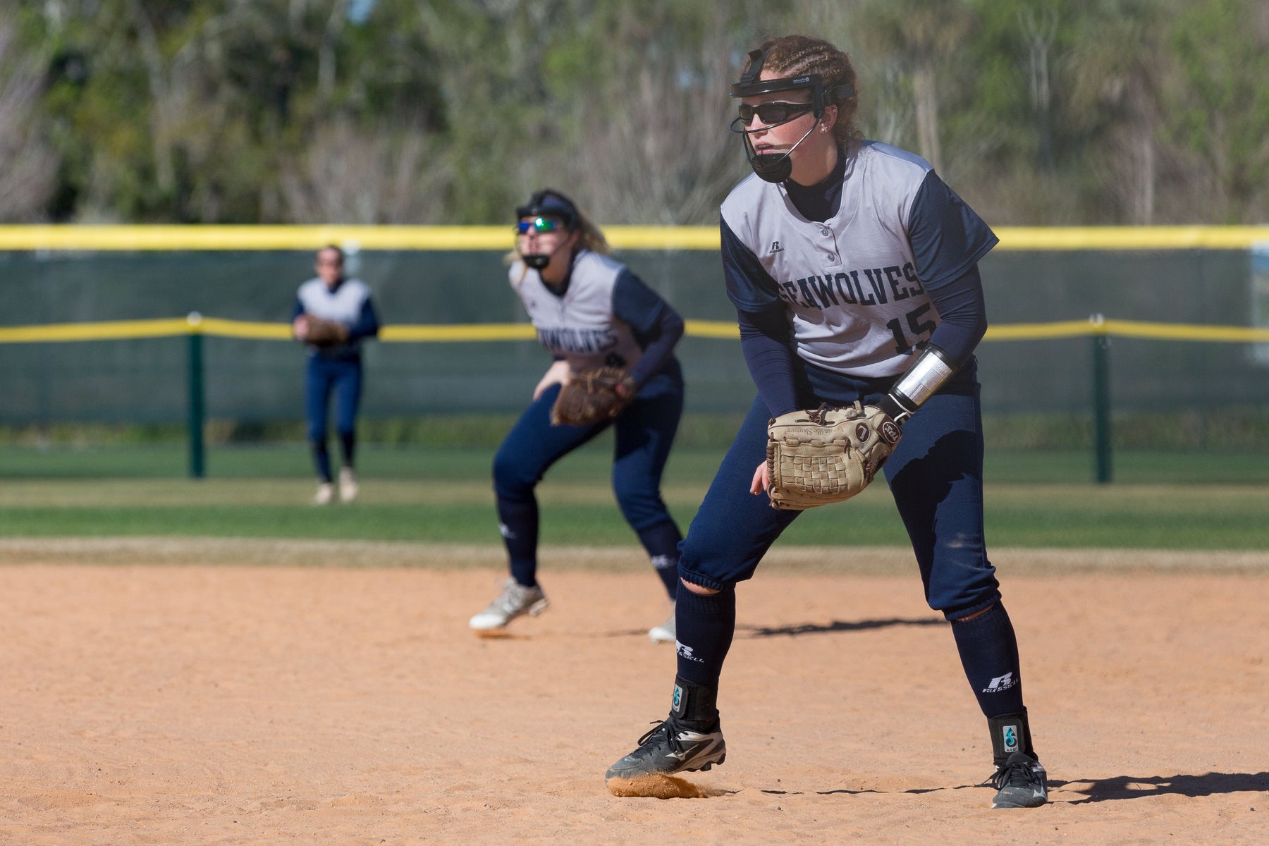 Softball Splits With NJCAA Knights