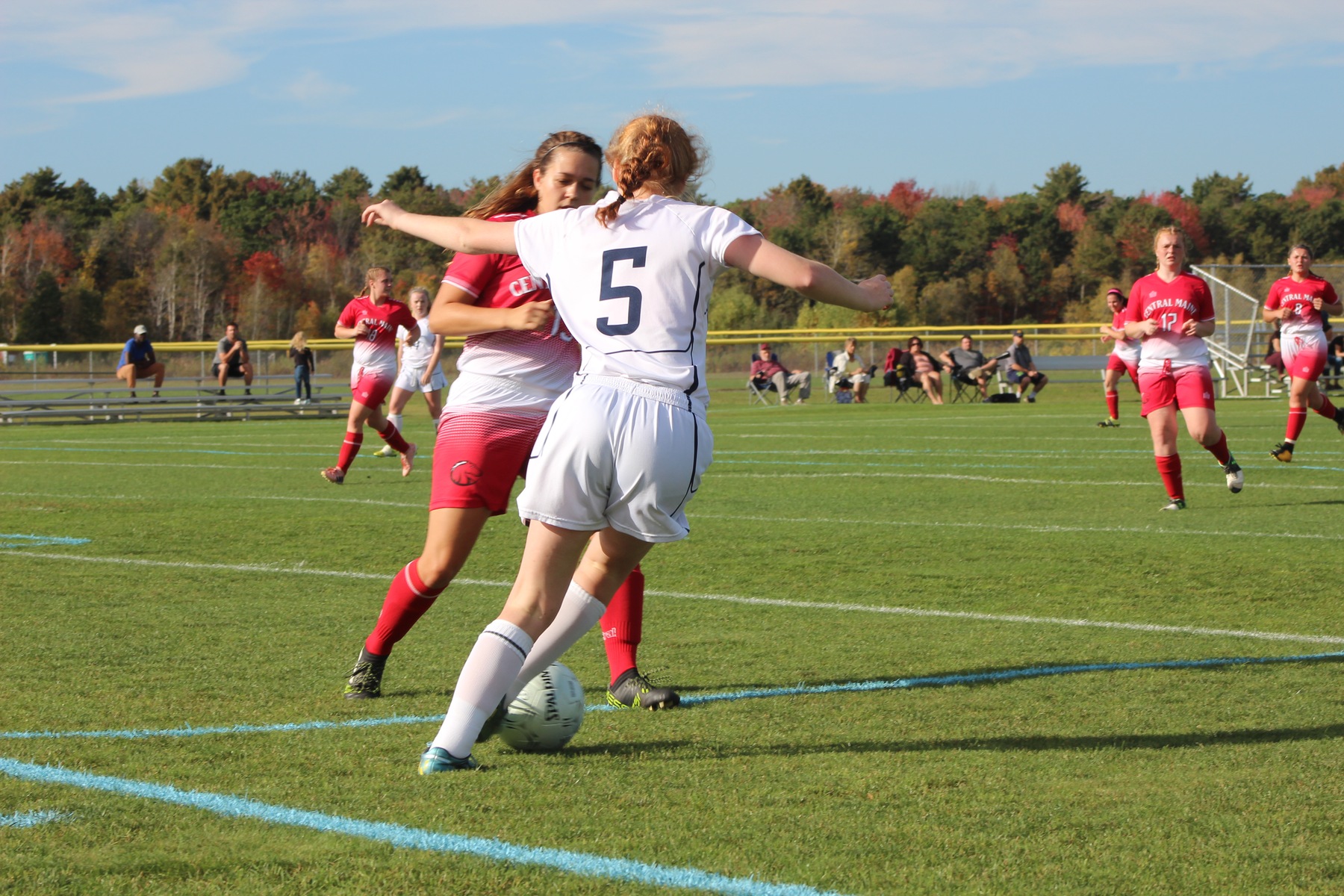 Munson and Wade Corral Mustangs in 6-0 Rout